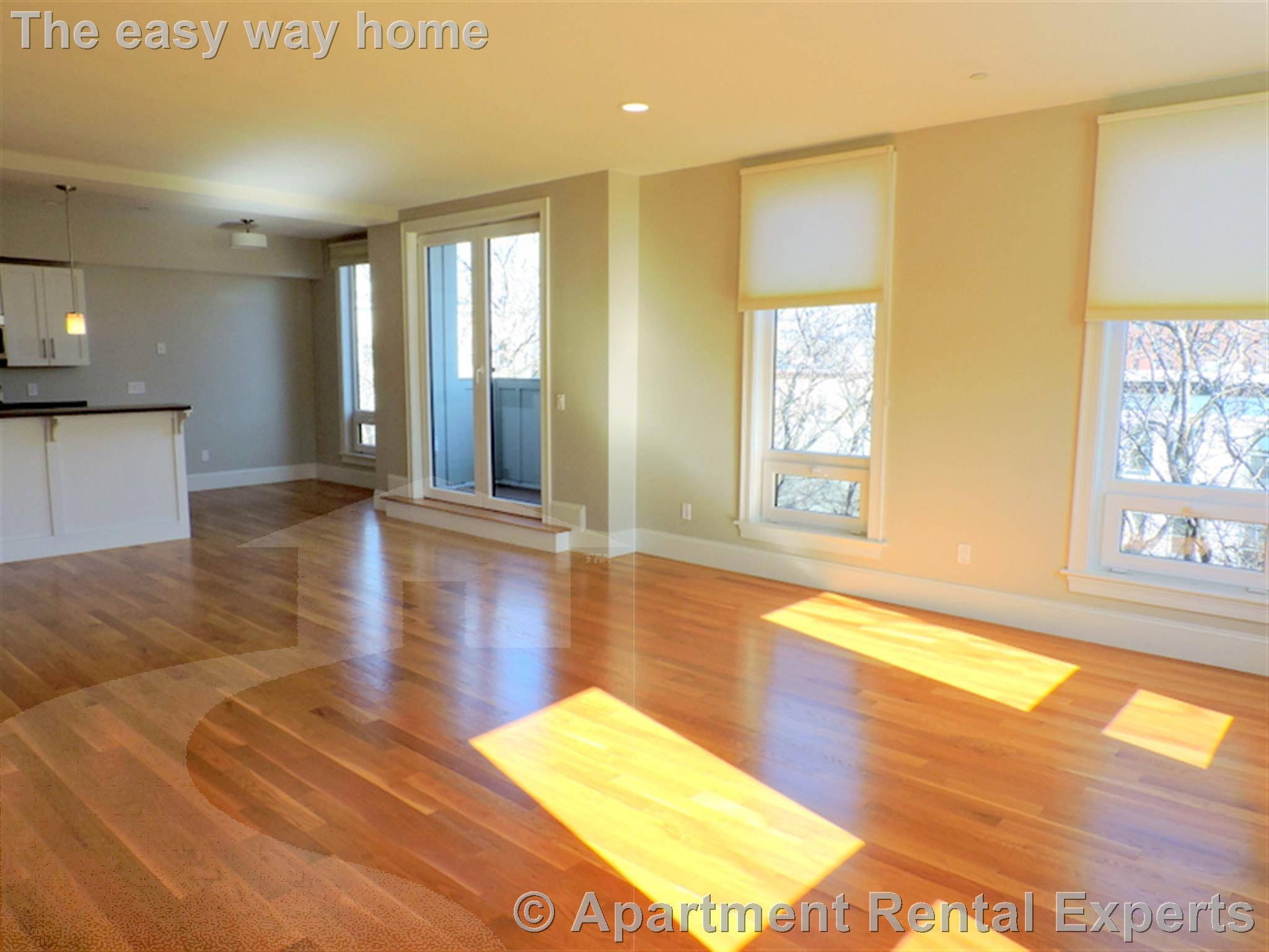 168 Hampshire, Central Square