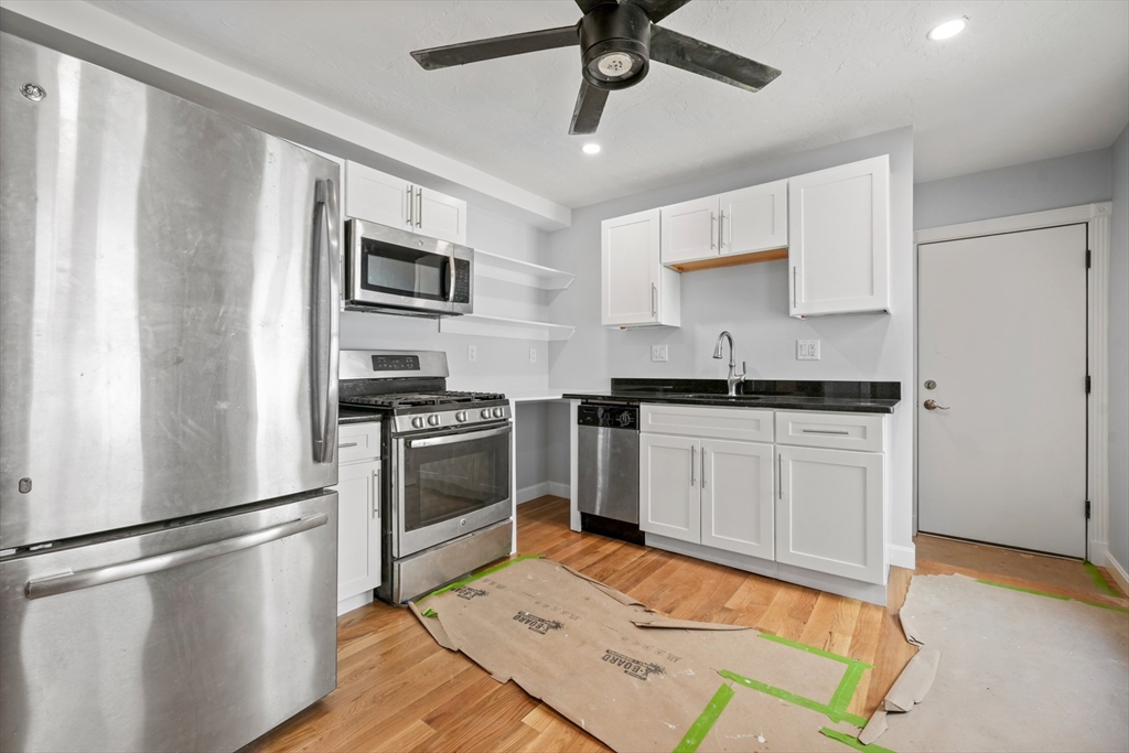 71 Old Harbor St, South Boston