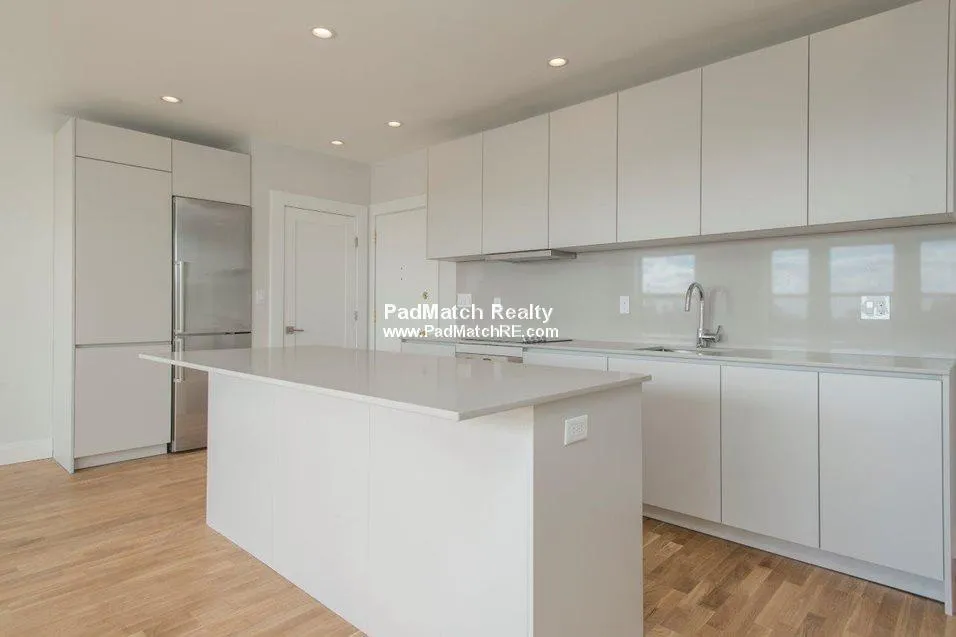 123 Highland Ave, Winter Hill