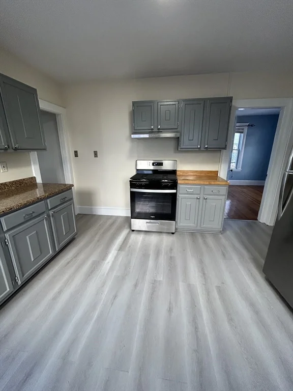 19 Oakland, Watertown