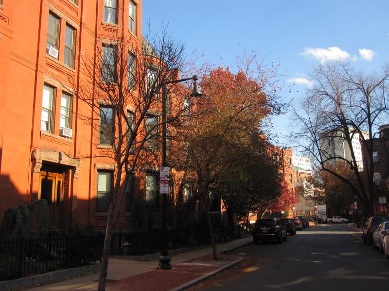 17 Symphony Rd, Fenway