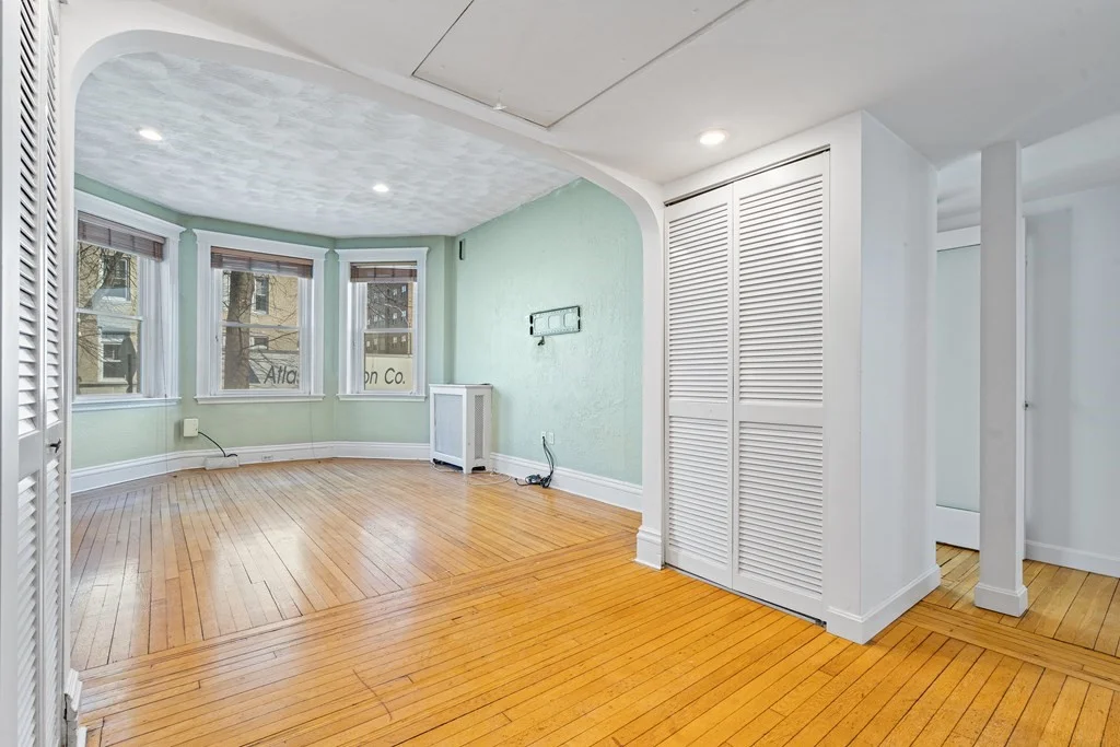 2 Euston St, Coolidge Corner