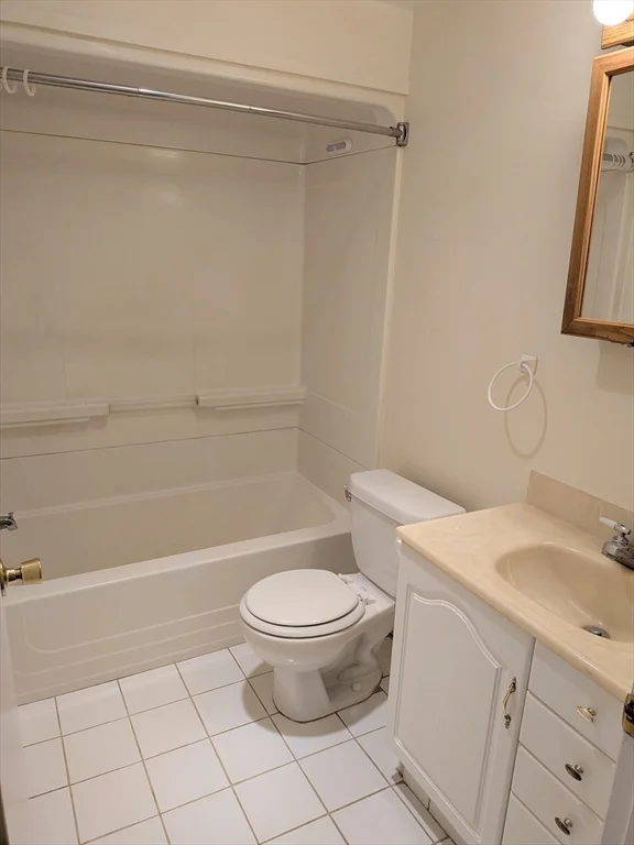 16 Juniper Rd, North Attleboro
