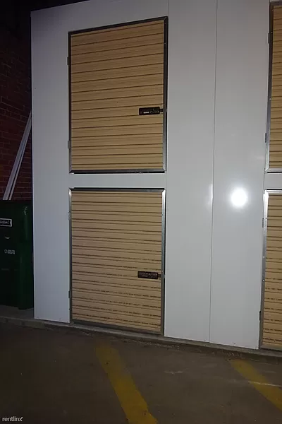 48 Forest St, Medford