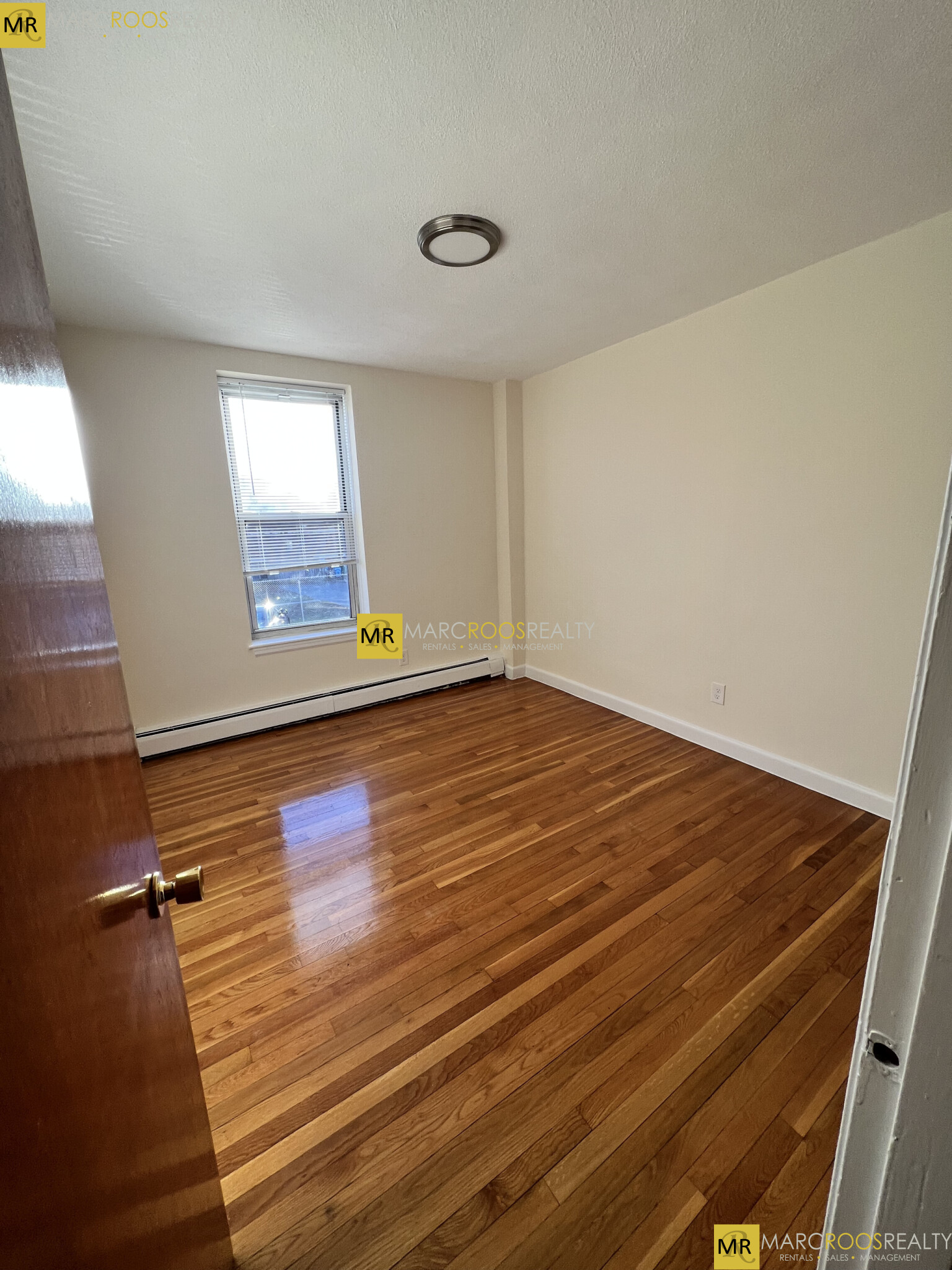 168 North Beacon St, Oak Square