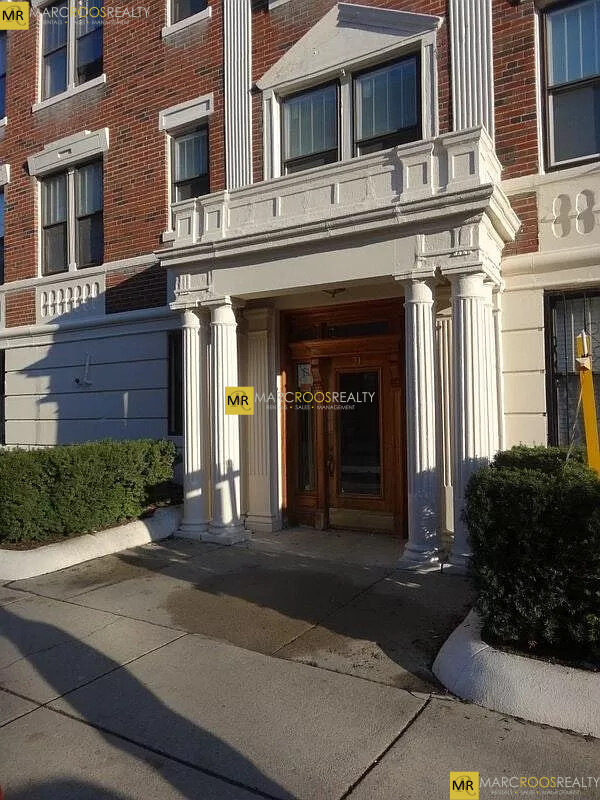 21 Sutherland Rd, Brighton