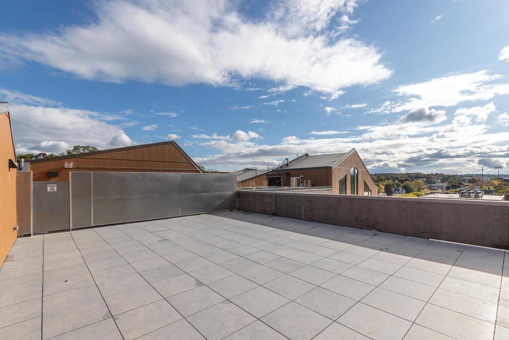 211 Green St, Jamaica Plain