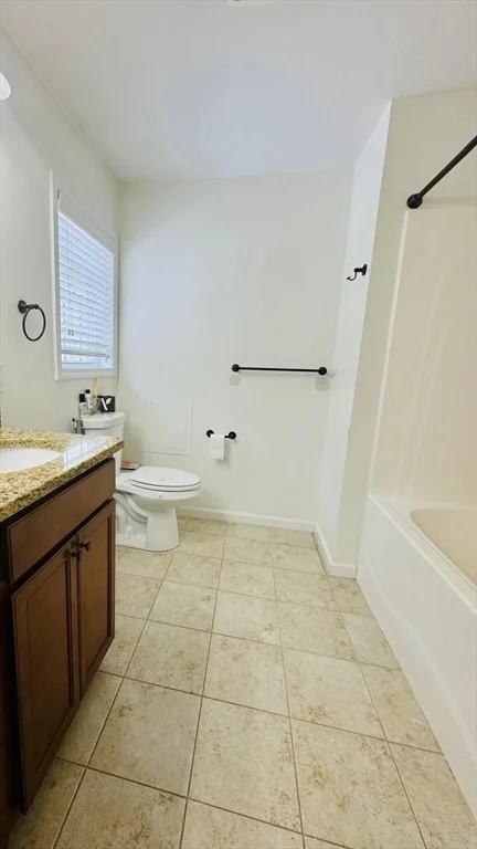 294 Hayden Rowe St, Hopkinton