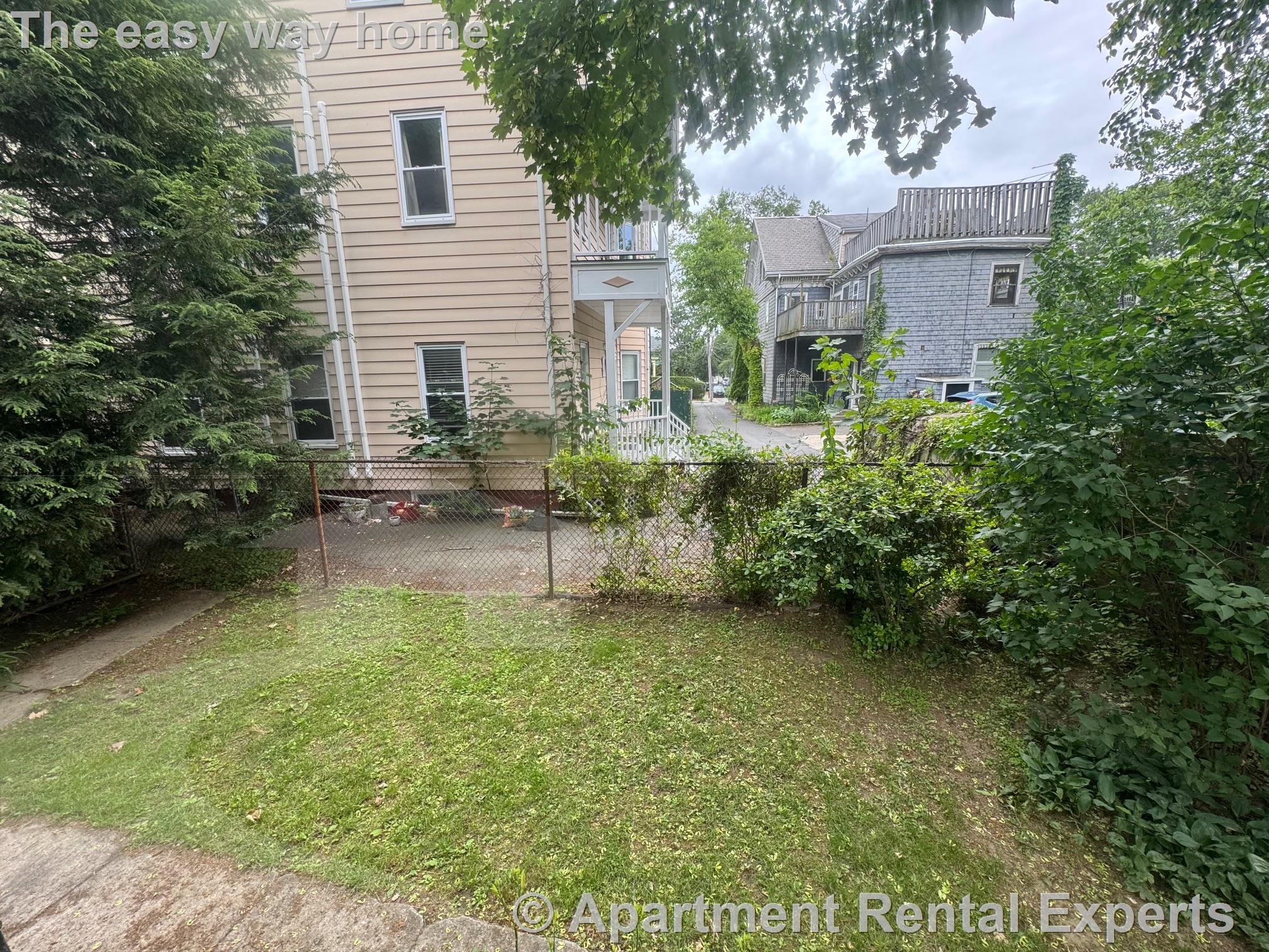 15 Belmont Sq, Porter Square