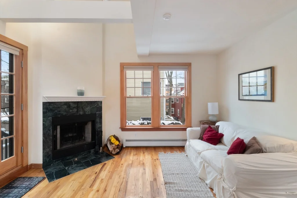 15 Mount Vernon St, Neighborhood Nine