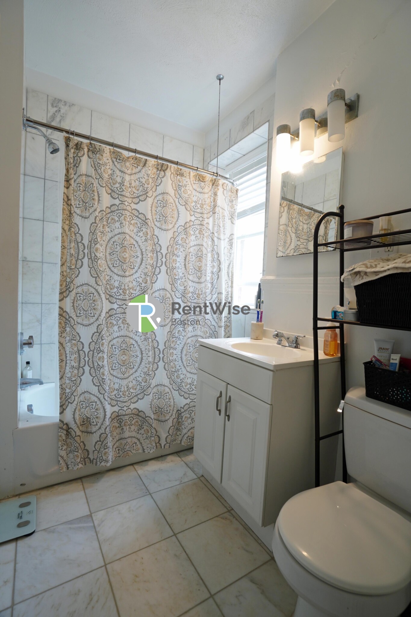 78 Brainerd Rd, Allston