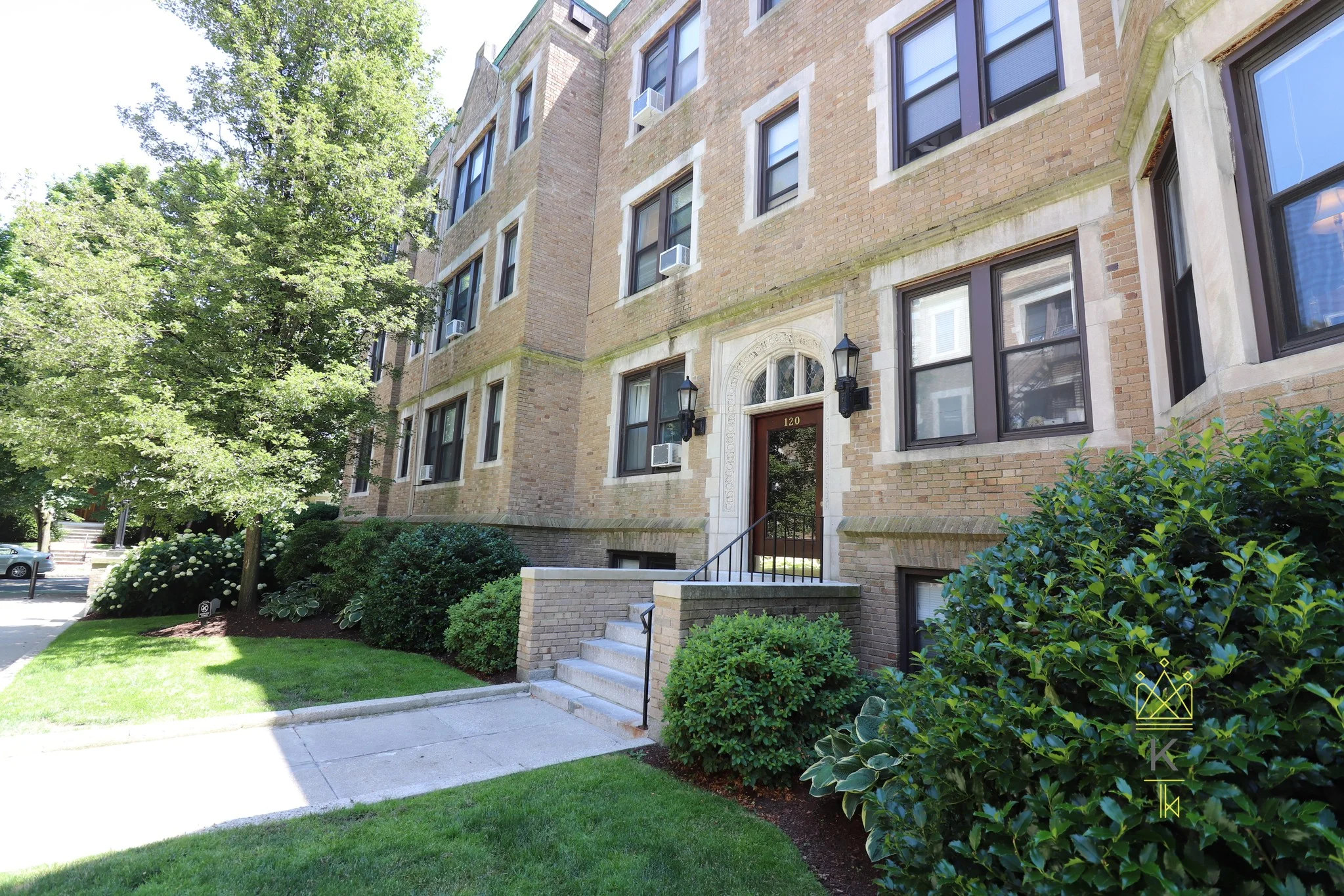 126 Babcock St, North Brookline