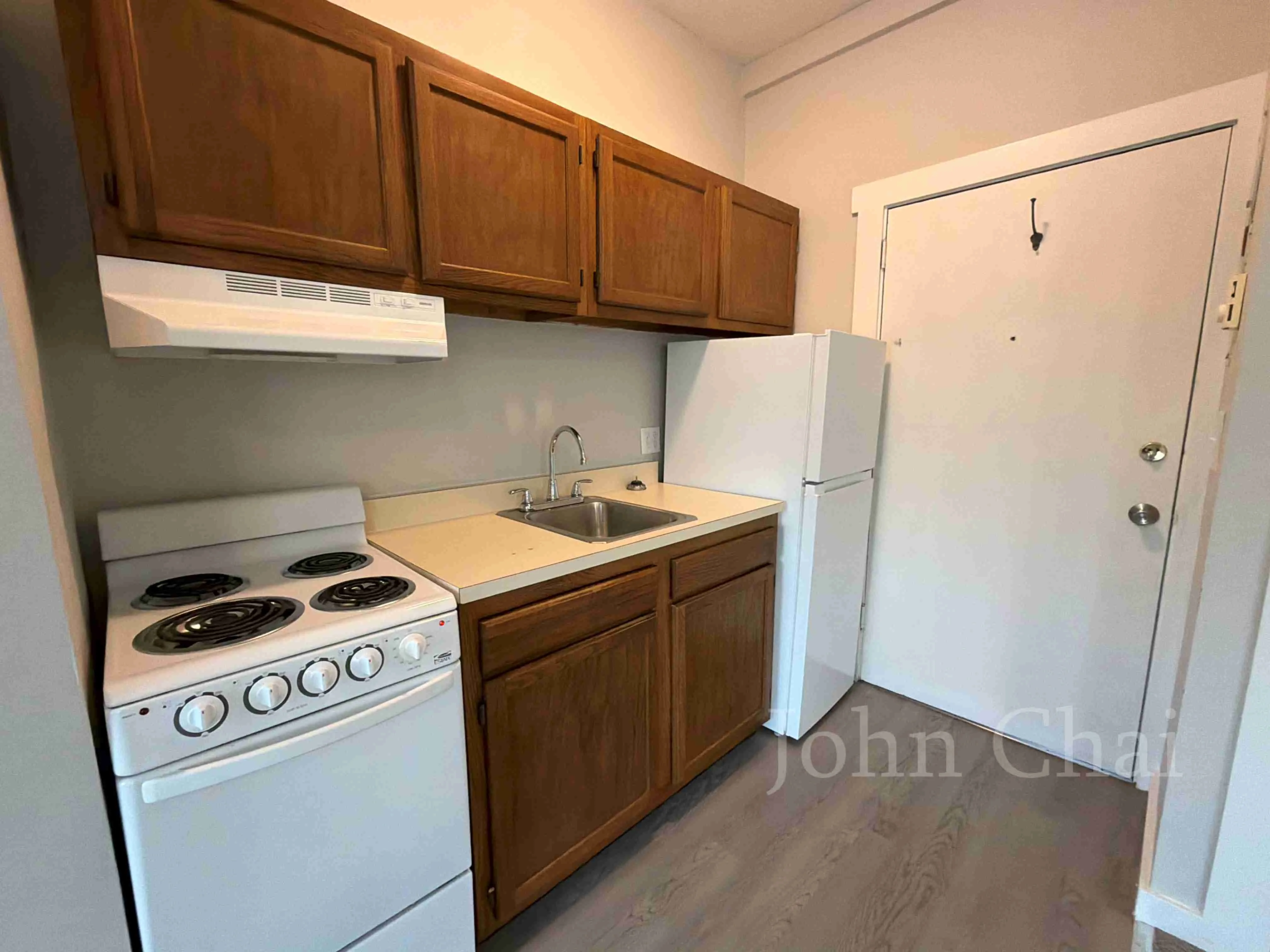 592 Cambridge St, Brighton