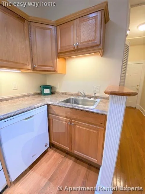 888 Massachusetts Ave, Central Square