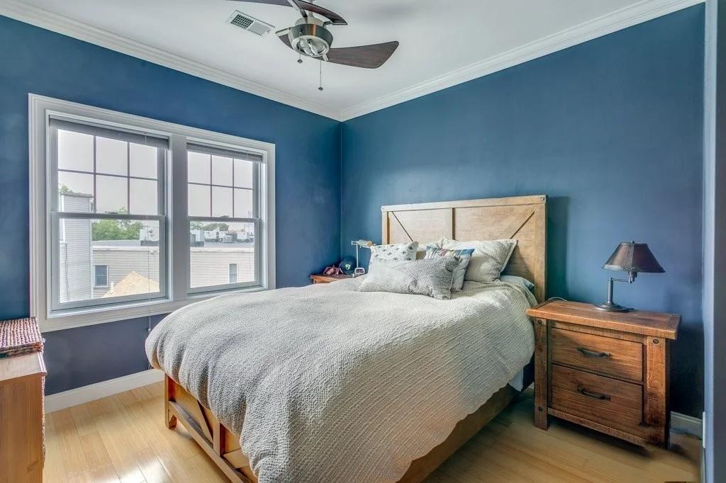 18-20 Knowlton St, South Boston