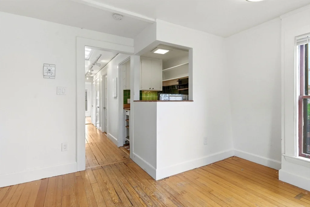 49 Brimmer St, Beacon Hill