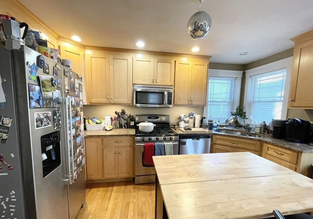 23 Iroquois, Mission Hill