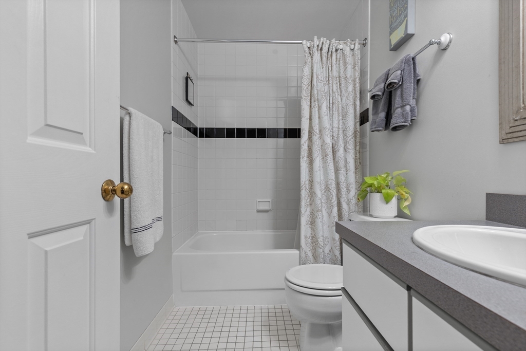 50 Boatswains Way, Chelsea