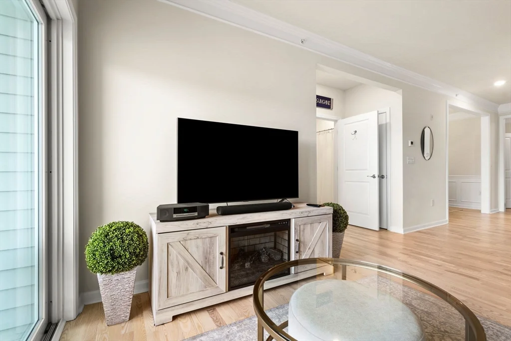 1410 Peters Farm Way, Westborough
