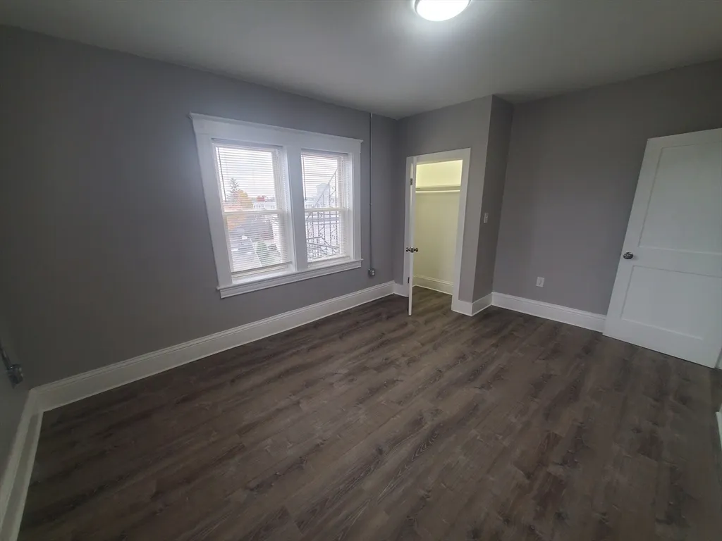 738 Washington St, Norwood