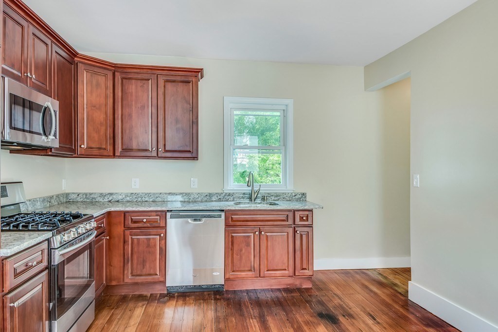 48 Ashland St, Malden