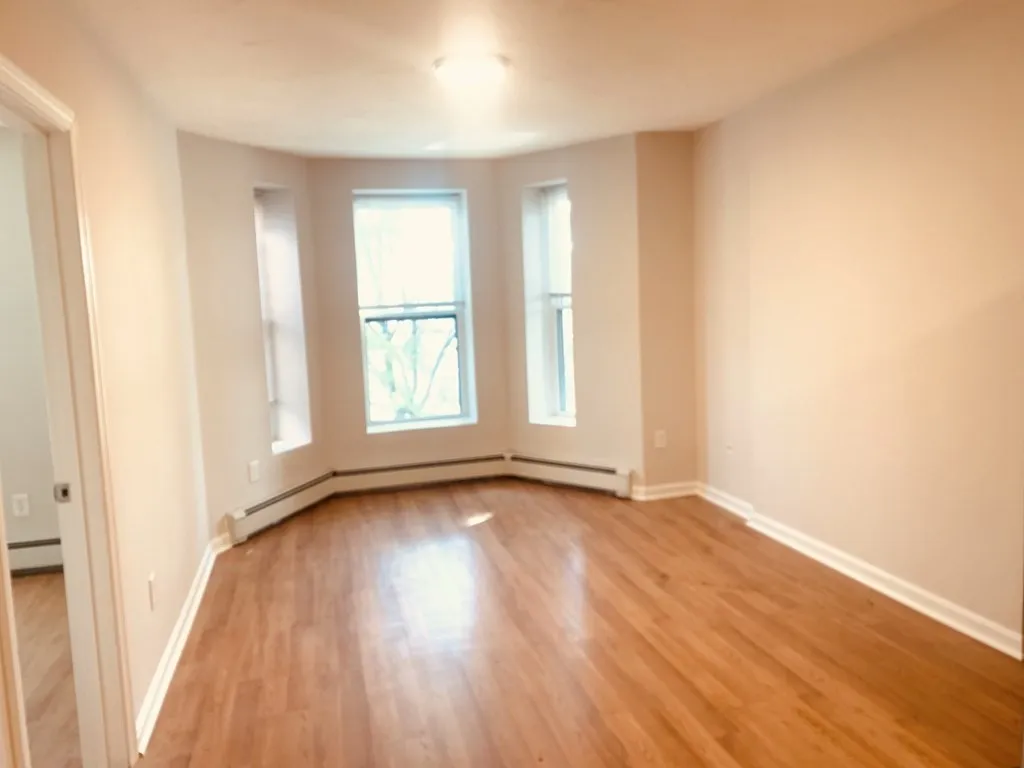 92 Hammond St, South End