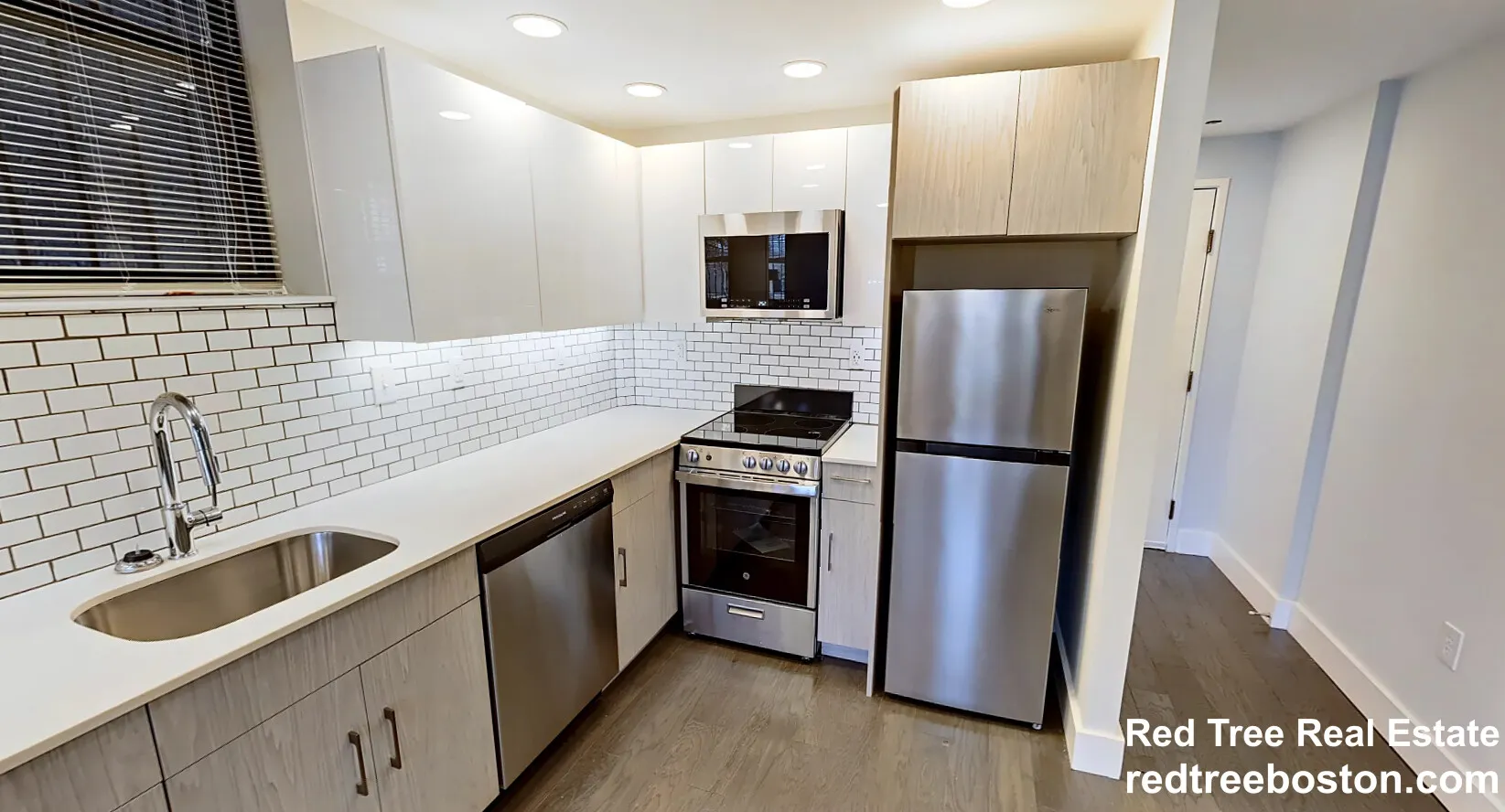 98 Queensberry St, Fenway