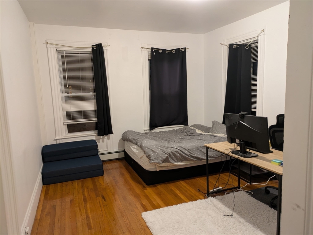 29R Tremont, Cambridgeport