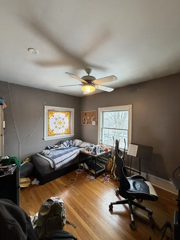 62 Ridgemont St, Allston