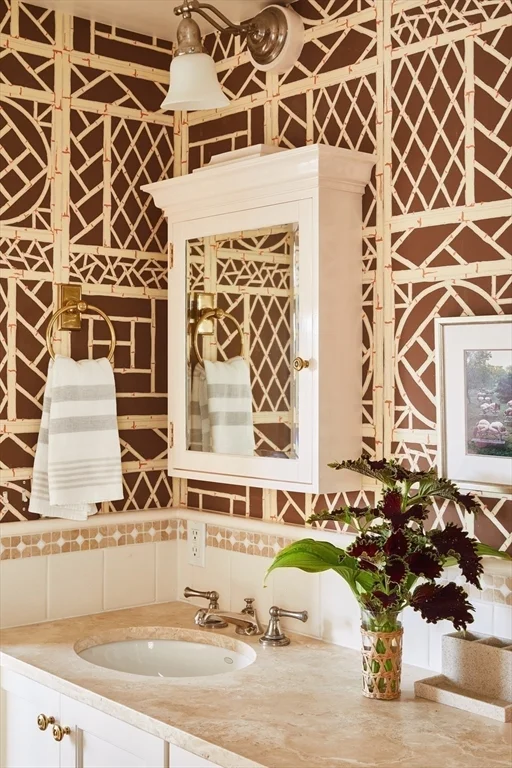 66 Hulbert Ave, Nantucket