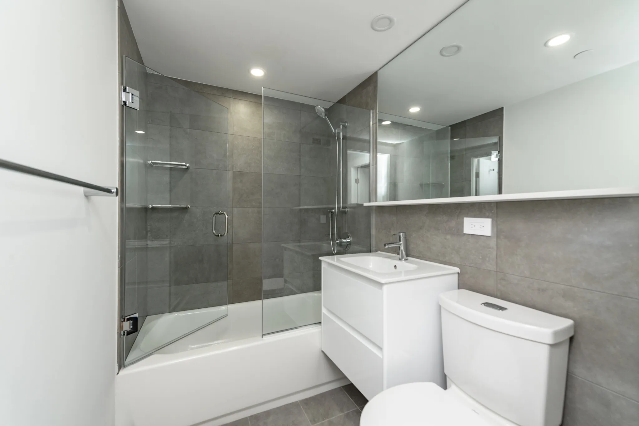 1410 Columbia Rd, South Boston