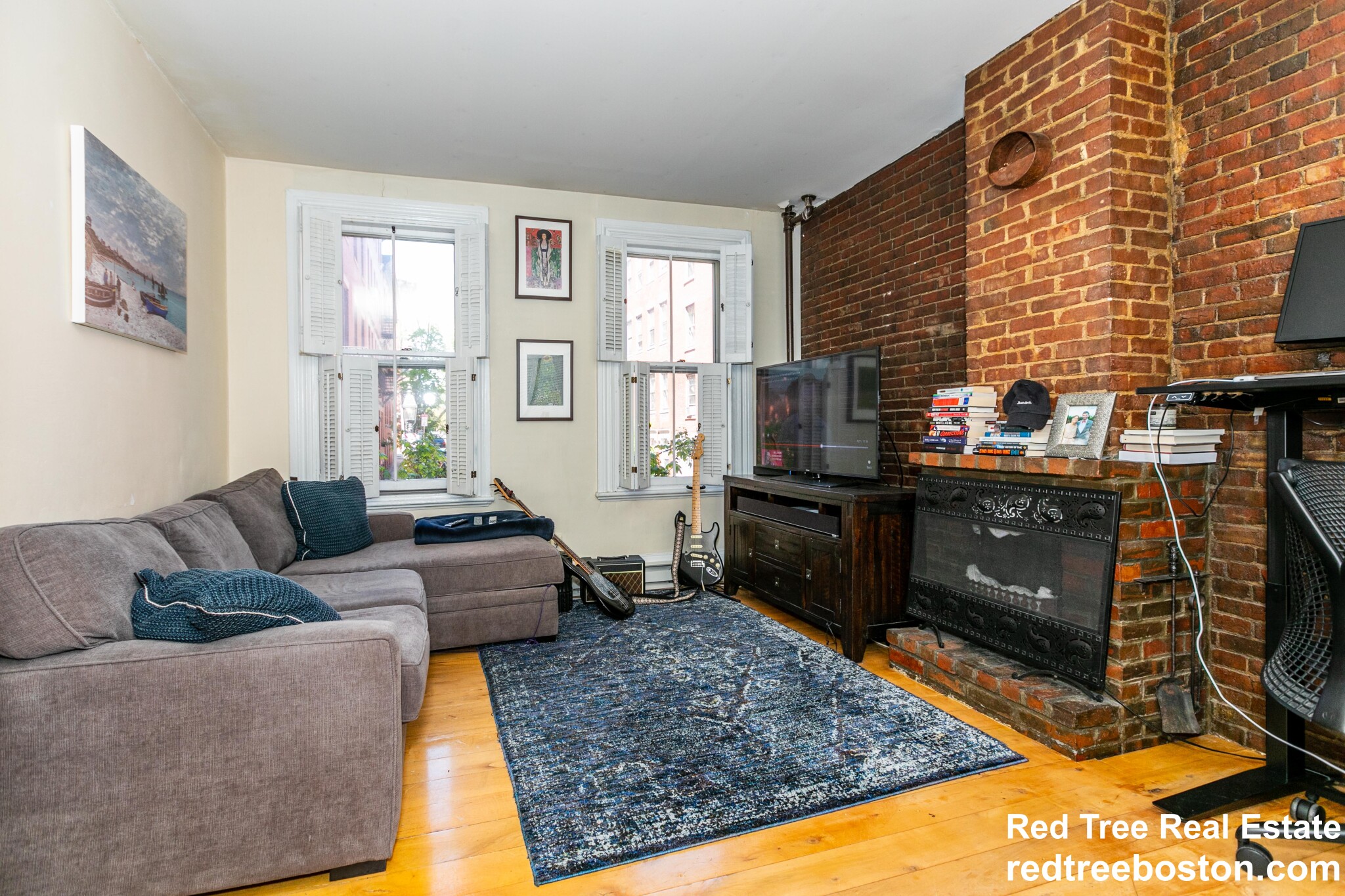 32 Irving St, Beacon Hill