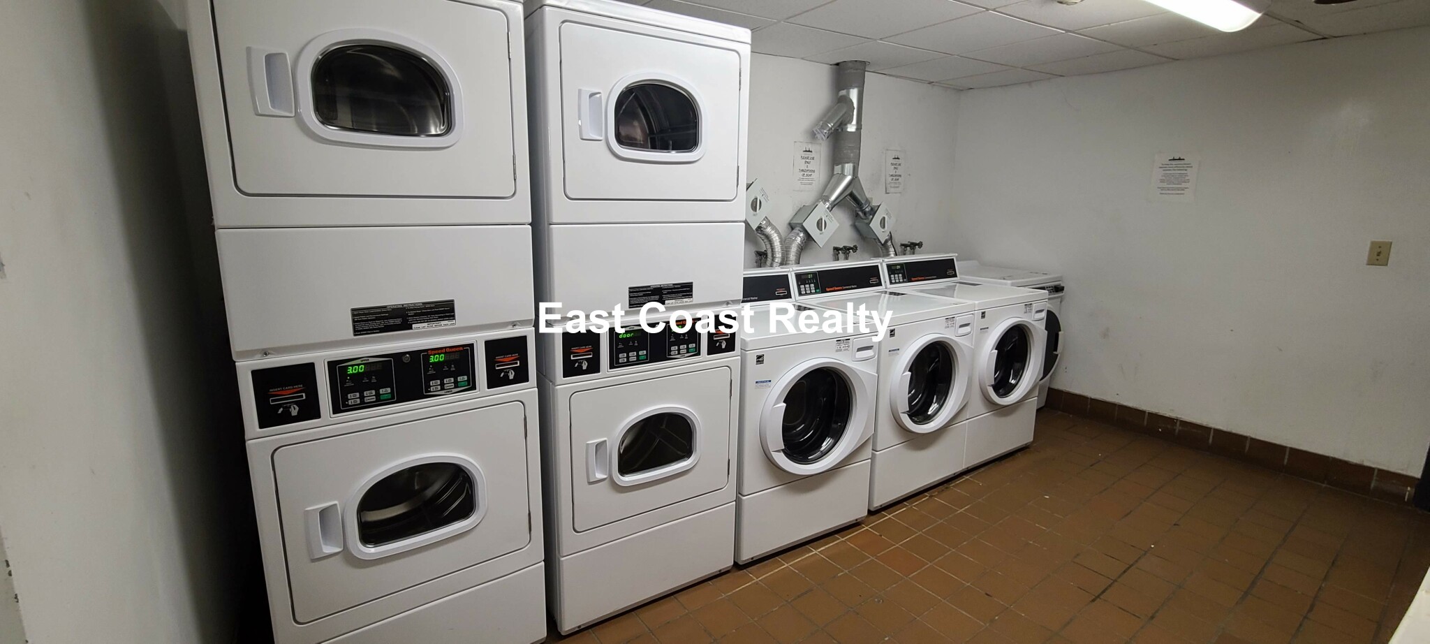 81 Essex St, Chinatown