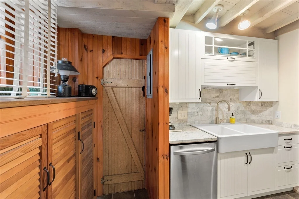 6 North Hudson St, North End