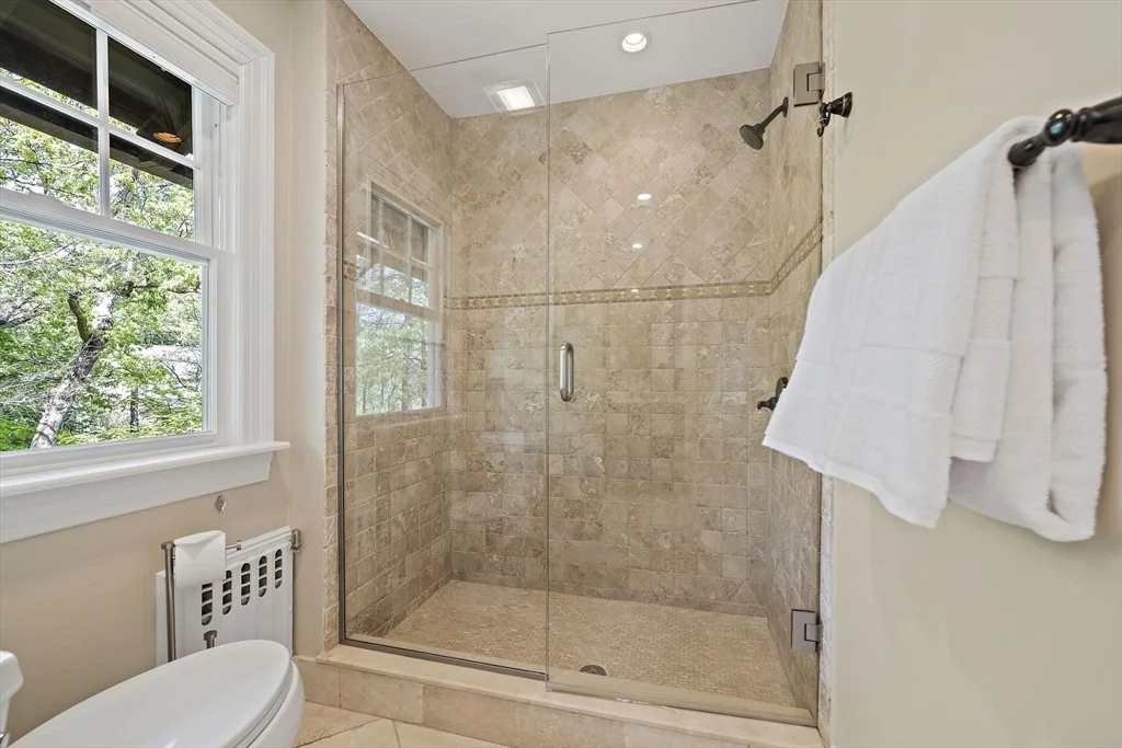 19 Ridge Rd, Newton