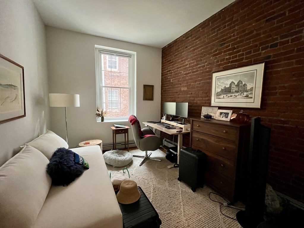 19 Fayette St, South End