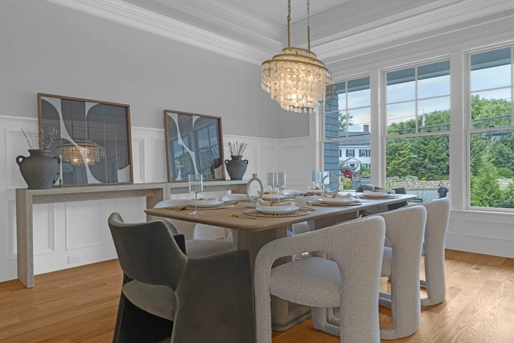 18 Sprague Rd, Wellesley Hills