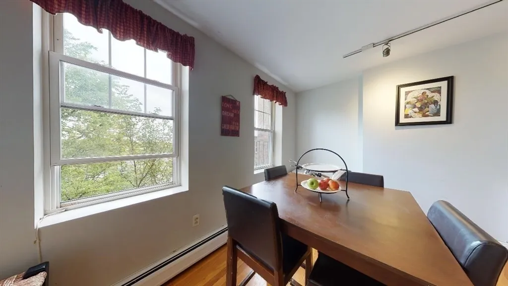 408 Sumner St, East Boston