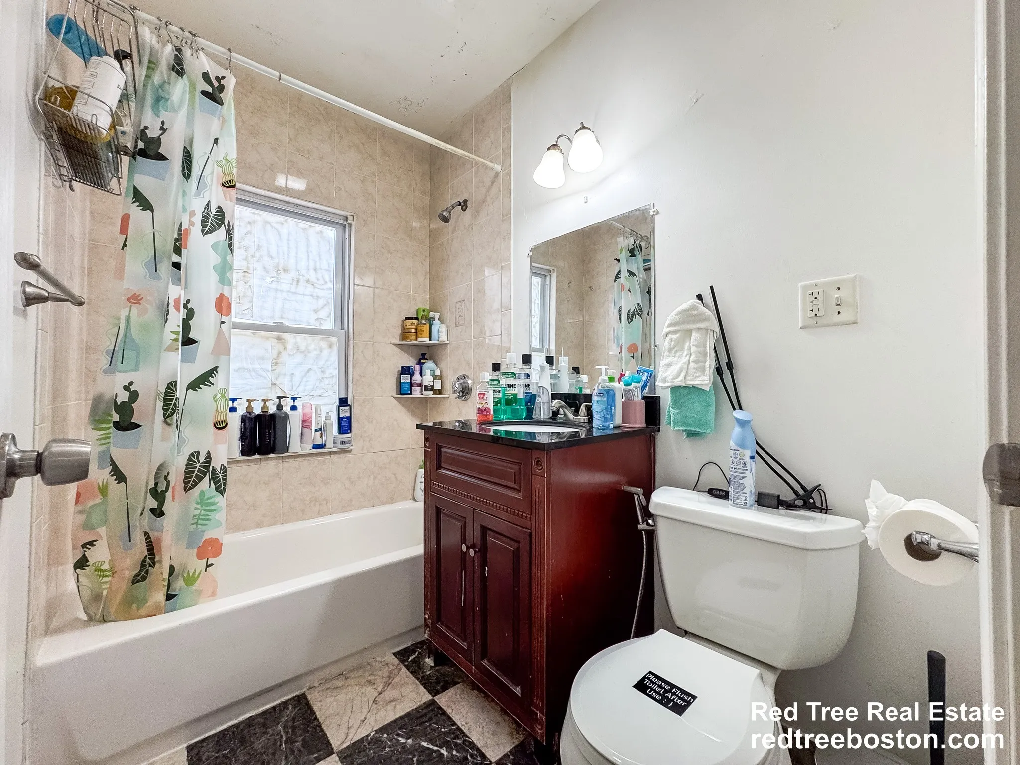 28 Linden St, Allston