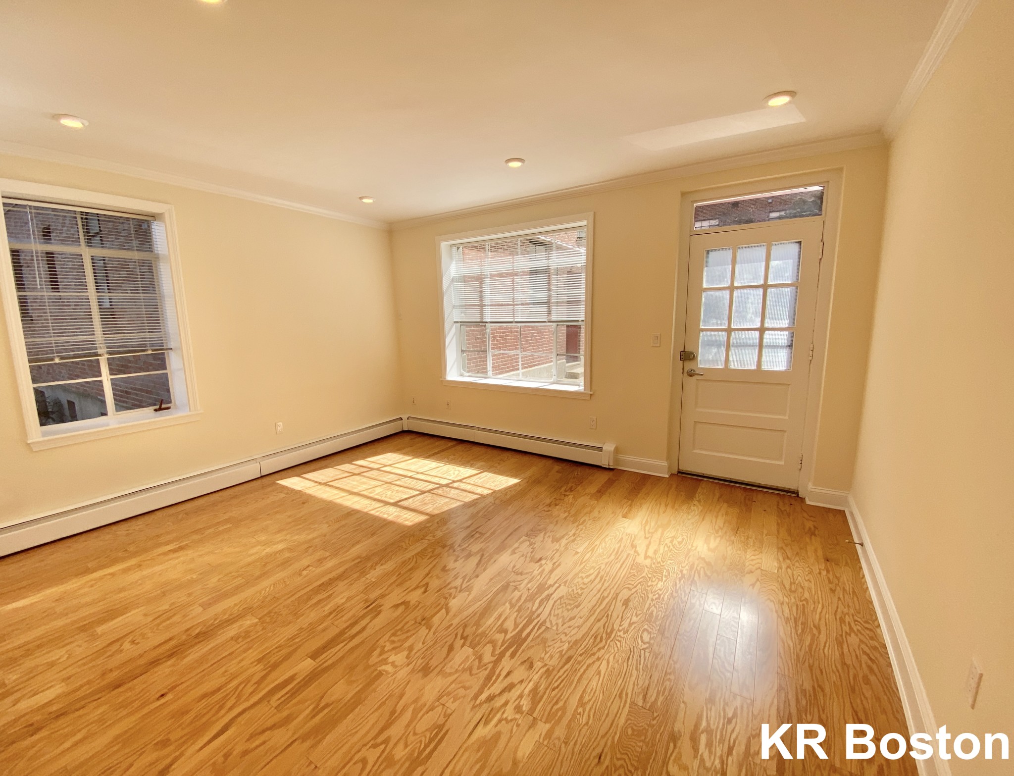 2 bed, 1 bath apartment for rent at 76 Saint Paul St Unit 42, Coolidge Corner — photo 3 of 6