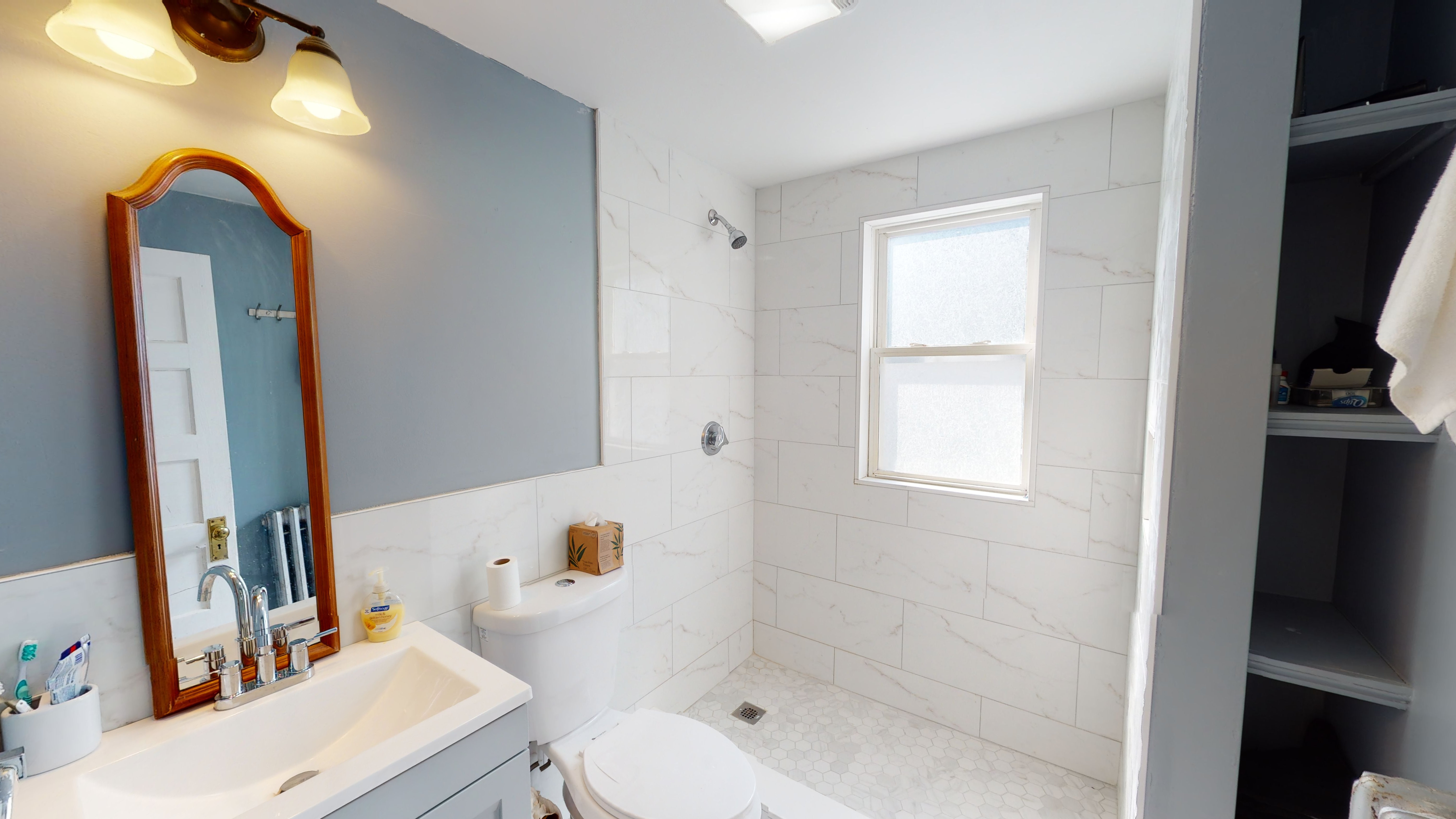 4 bed, 2 bath apartment for rent at 76 Yorktown St Unit 76, Davis Square — photo 4 of 23