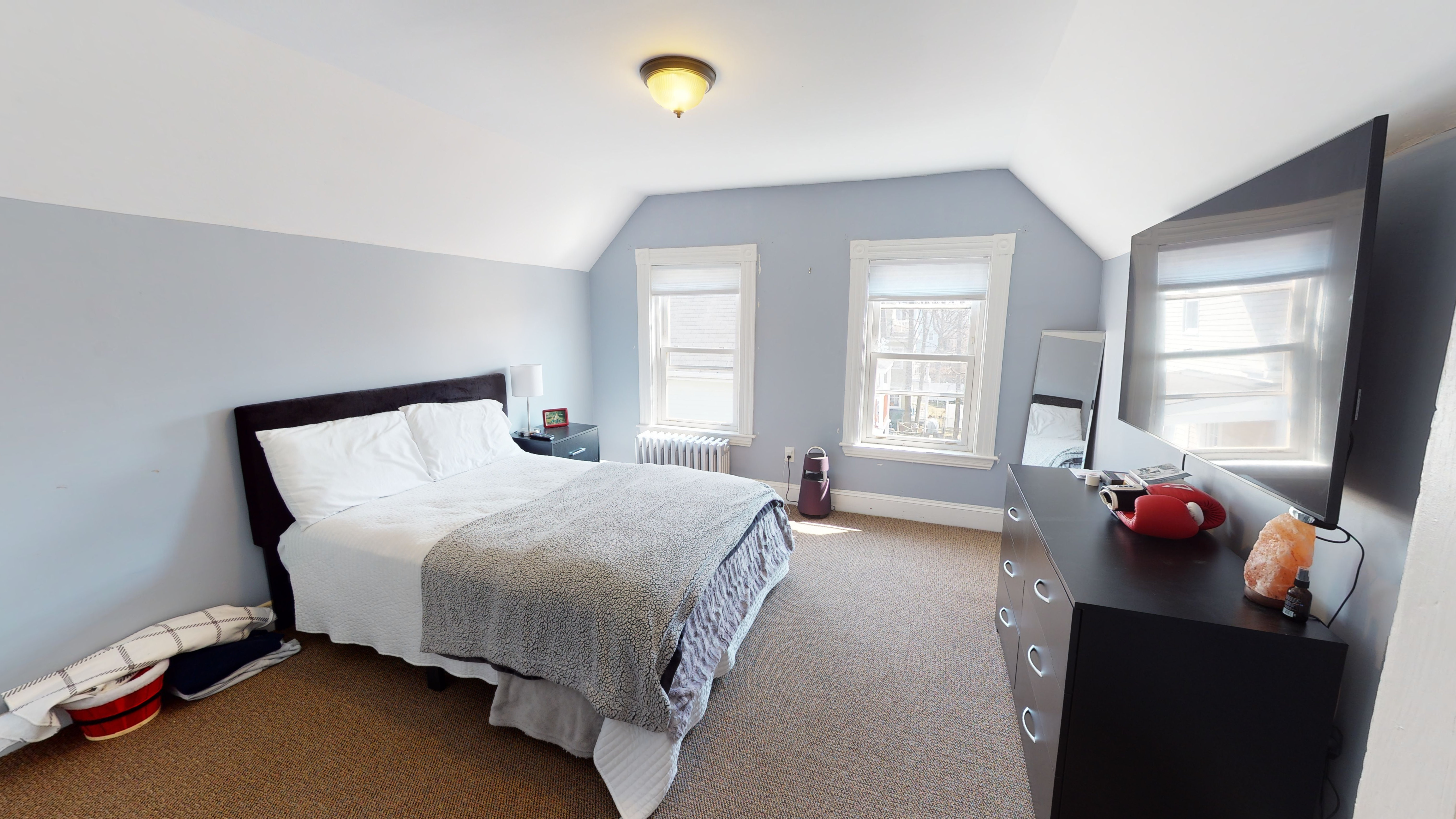 4 bed, 2 bath apartment for rent at 76 Yorktown St Unit 76, Davis Square — photo 6 of 23
