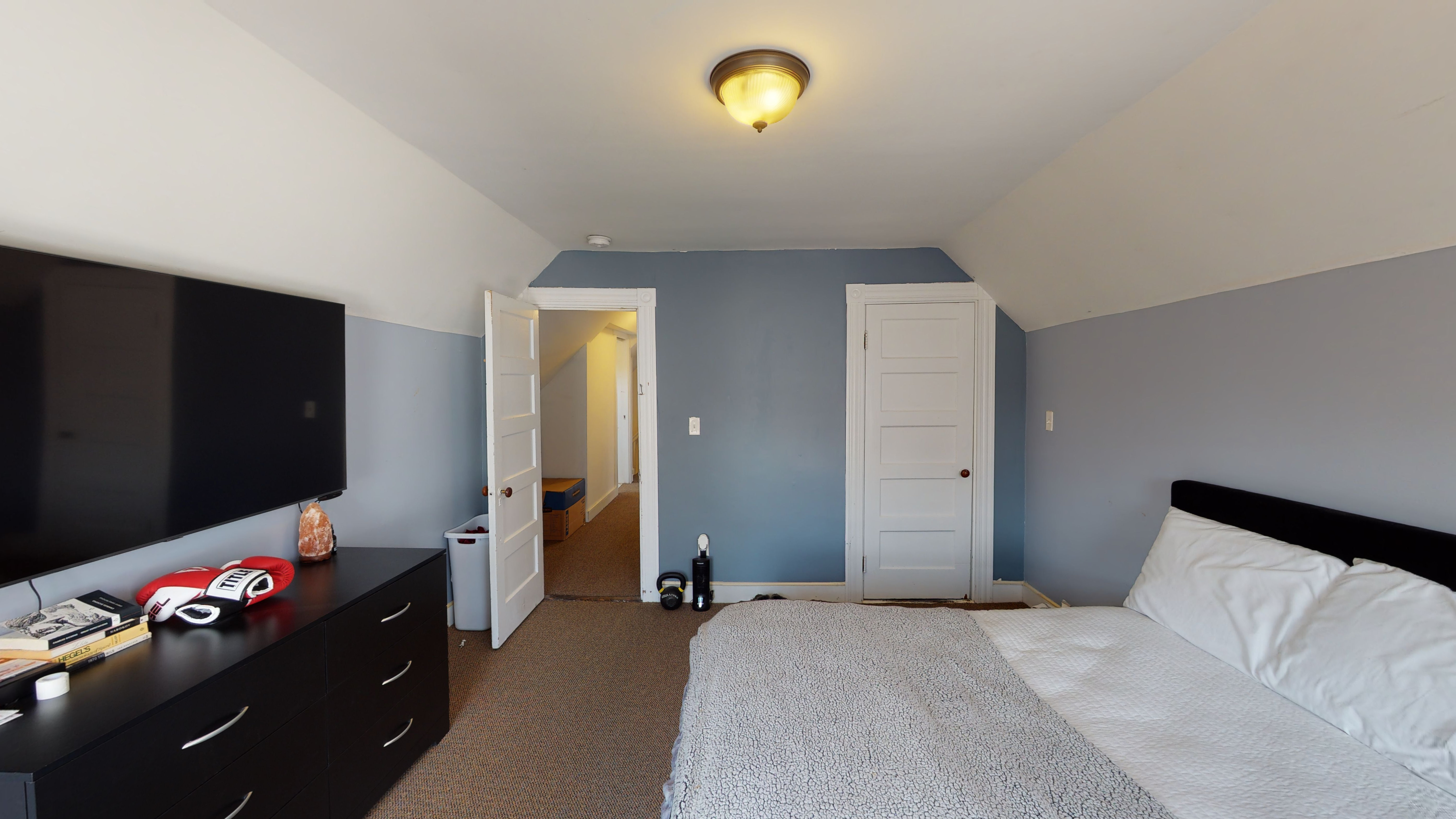 4 bed, 2 bath apartment for rent at 76 Yorktown St Unit 76, Davis Square — photo 7 of 23