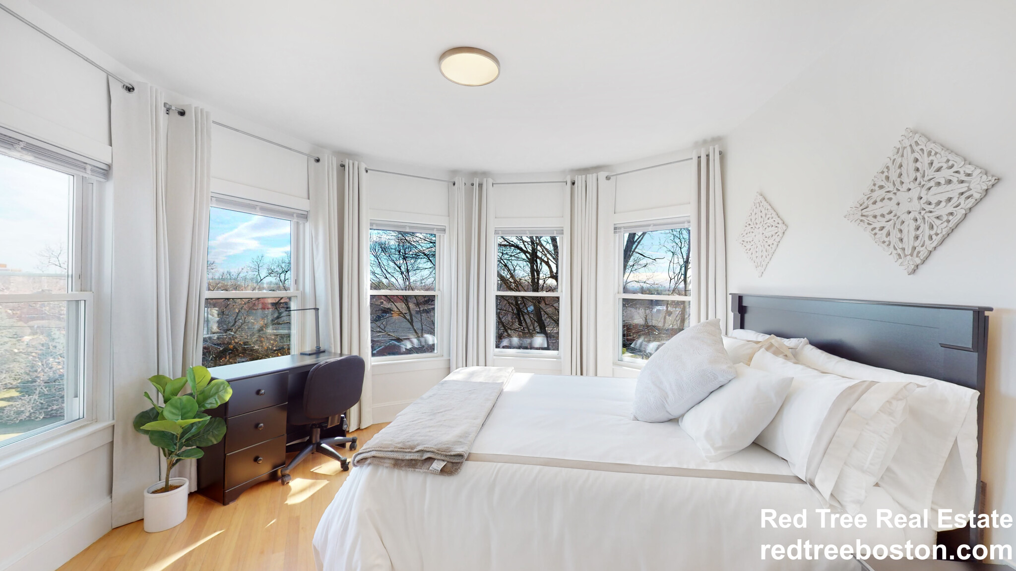 659 South St, Roberts