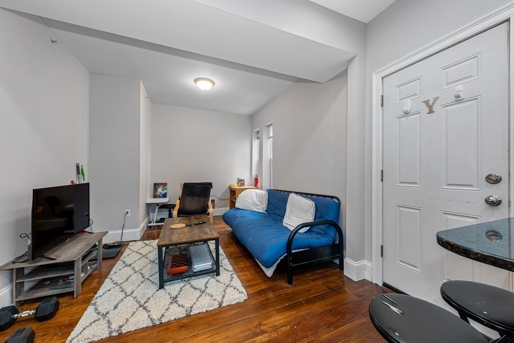 16 Sewall St, Mission Hill