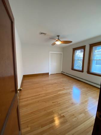 133 Grove St, Watertown