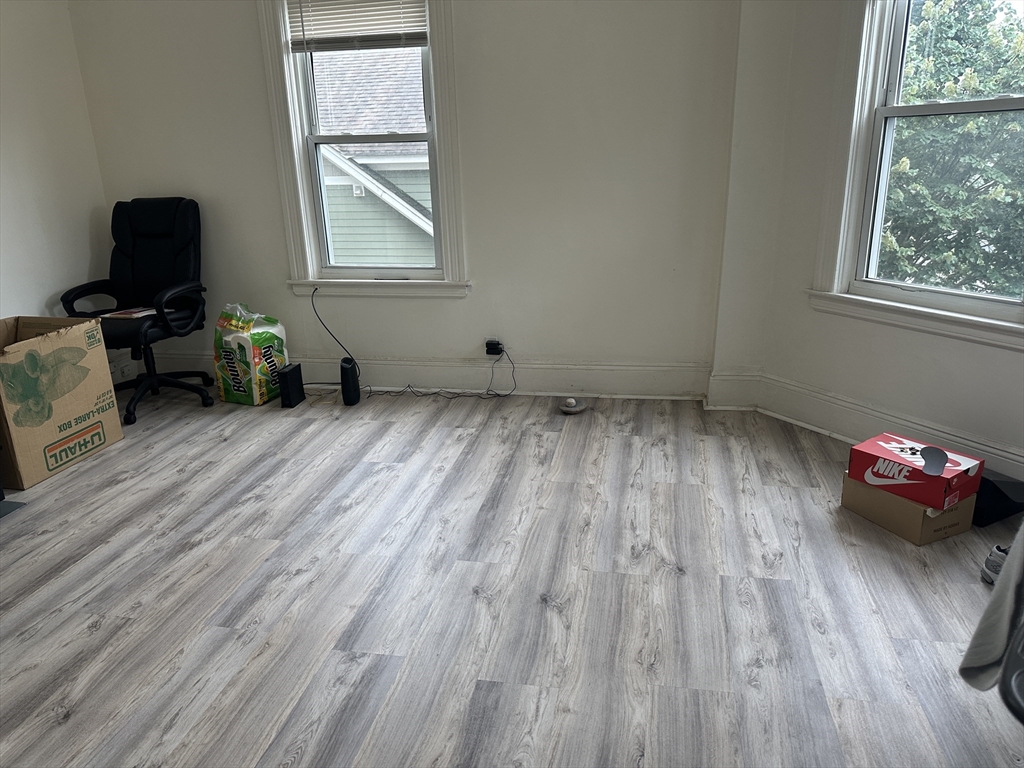 14 Hooper, Worcester