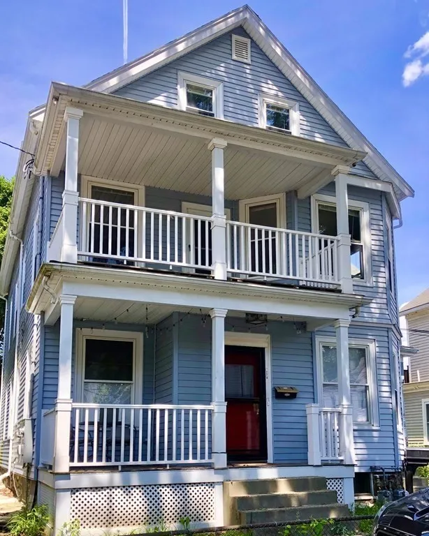 178 Robbins St, South Side