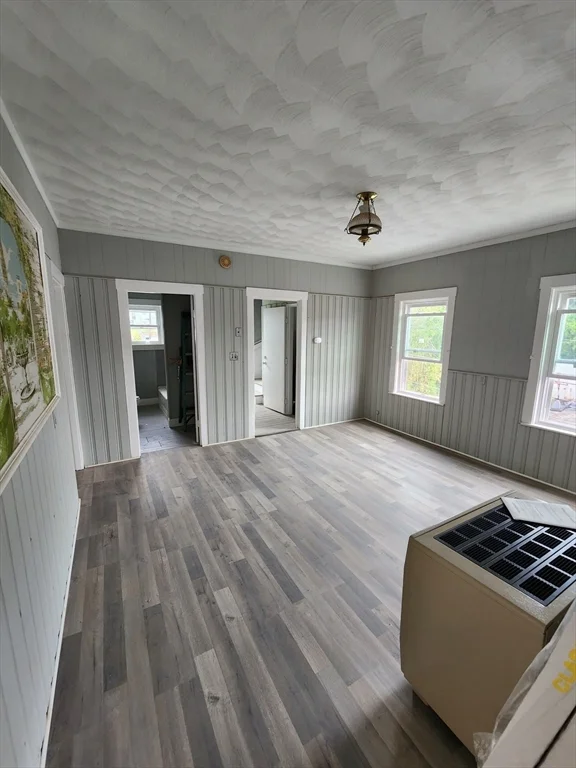 351 Tecumseh St, Fall River