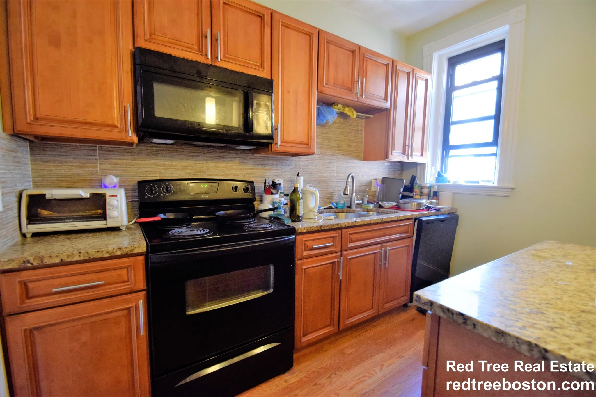 184 Saint Paul St, Brookline